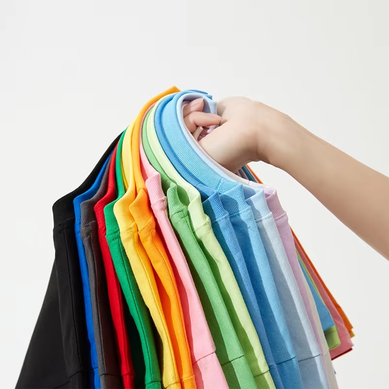 Casual & Plush – Relaxed Fit T-shirt with Round Neck