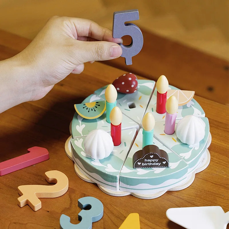 Educational & Play – Wooden Kitchen Set with Cake and Accessories