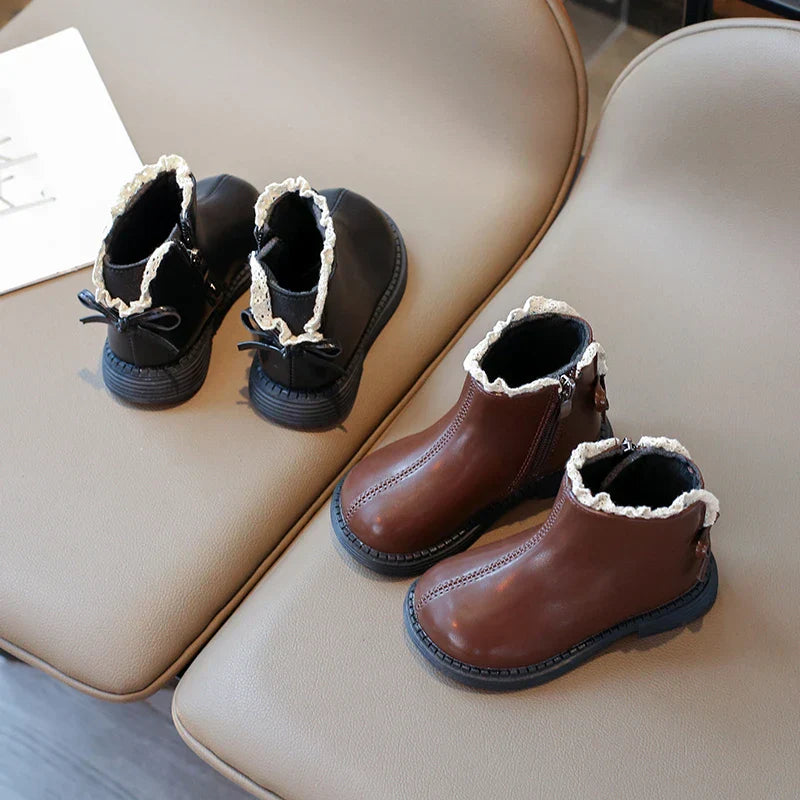 Warm & Classic - Leather Booties