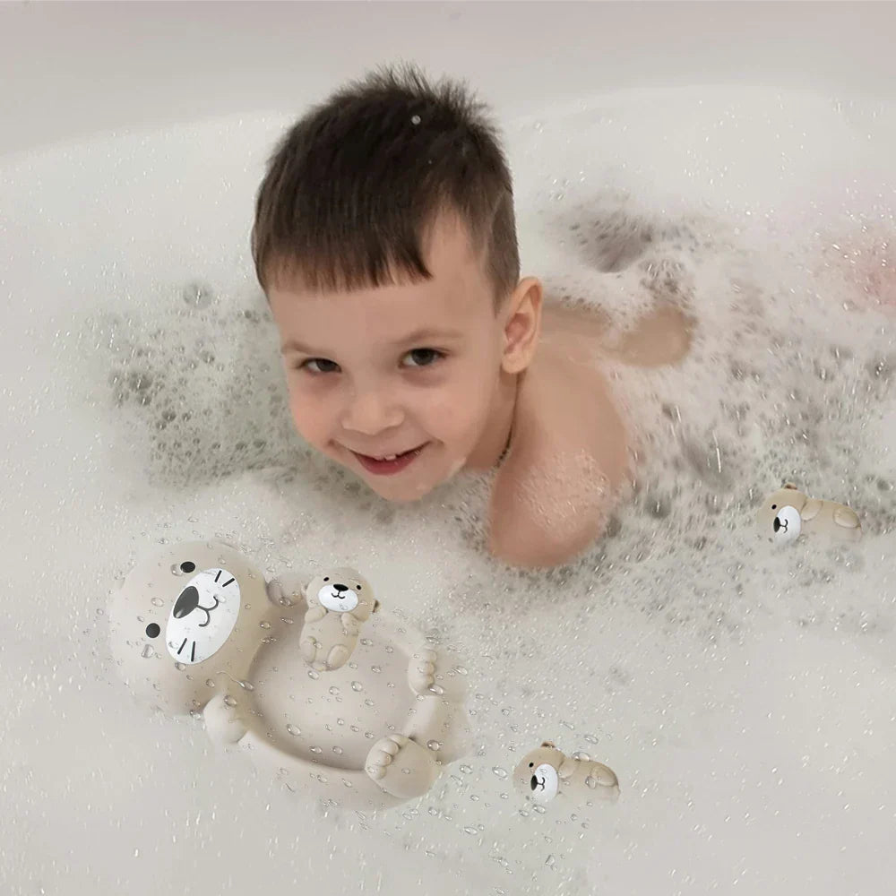 Otter family in Bath - Bath toys