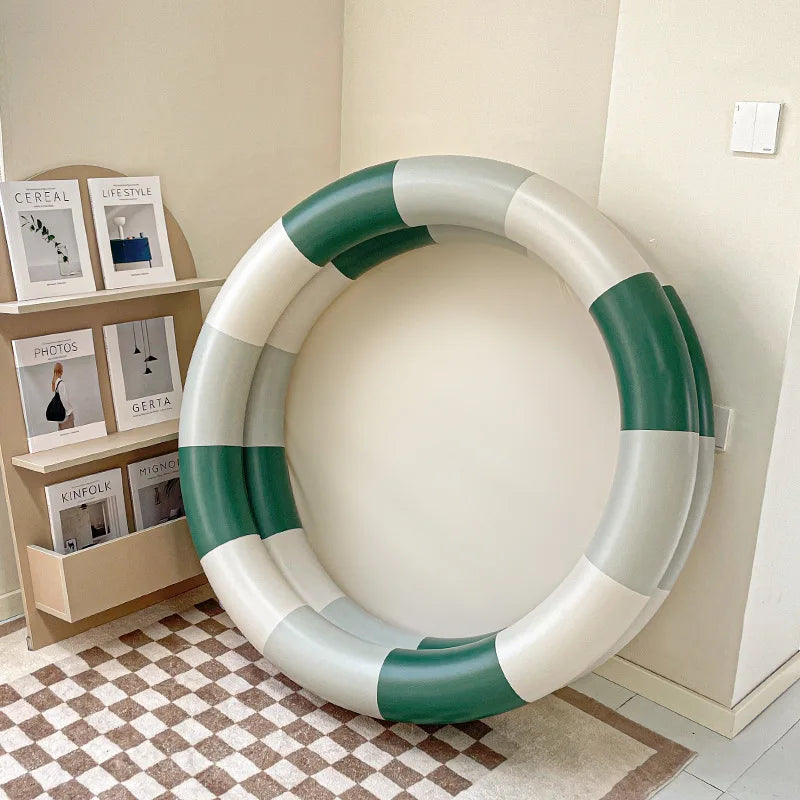 Summer Splashing Play - Inflatable Pool