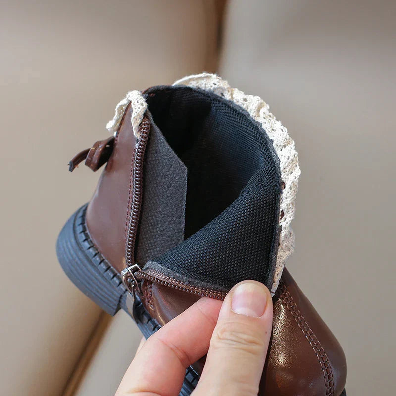 Warm & Classic - Leather Booties