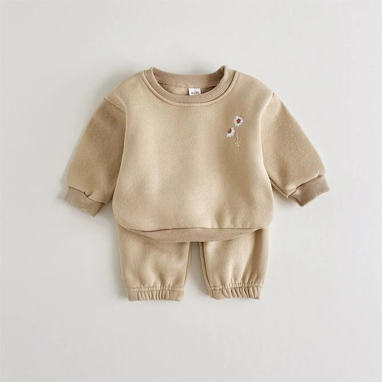 Warm & Comfortable - Tracksuit with Floral Embroidery