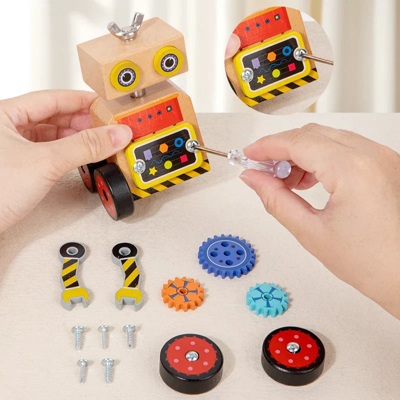 Build & Play - Wood Construction Robot
