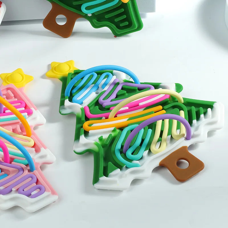 Compact, Christmassy & Play - Silicone Fidget Christmas Tree