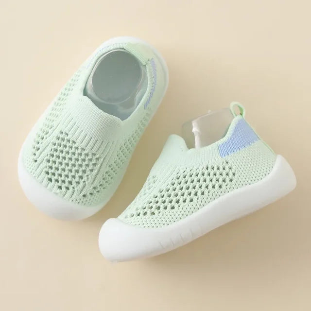Solid non-slip sole - Children Sneakers