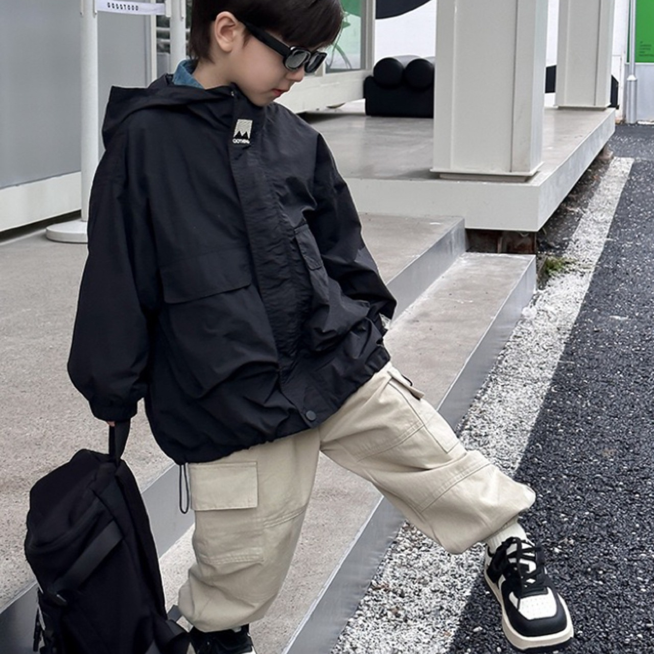 Windproof & Water-repellent – Children's Windbreaker with Hood
