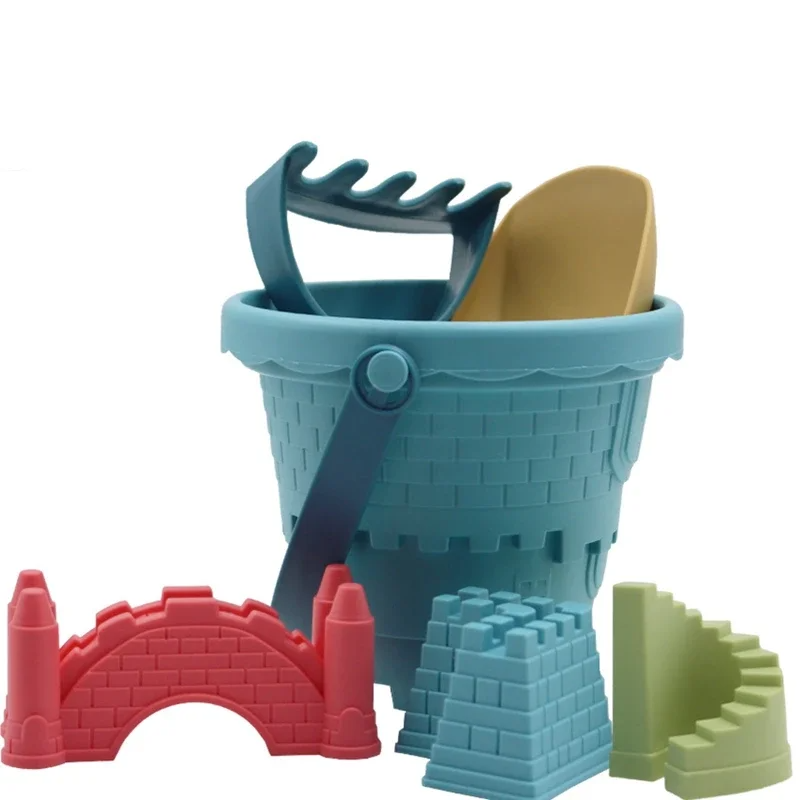 Sensory Summer Activity - Beach bucket with accessories